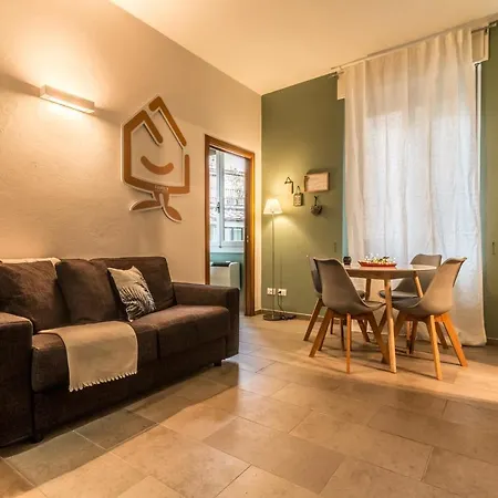 Family Signoria Apartment *